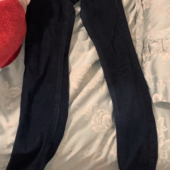 Hollister jeans. - Picture 6 of 8